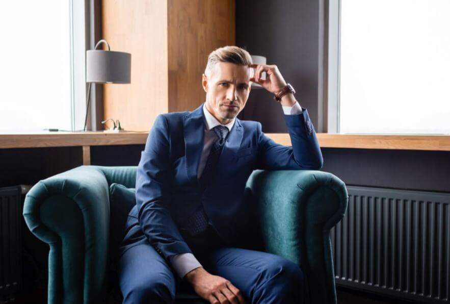 เจมส์ บอนด์ สายลับ 007 ใส่นาฬิกาอะไรบ้าง?