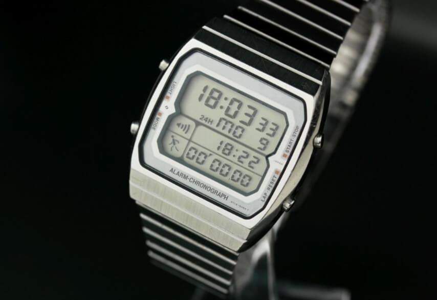 นาฬิกาสไตล์ยุค 90 กำลังกลับมาได้รับความนิยมอีกครั้ง