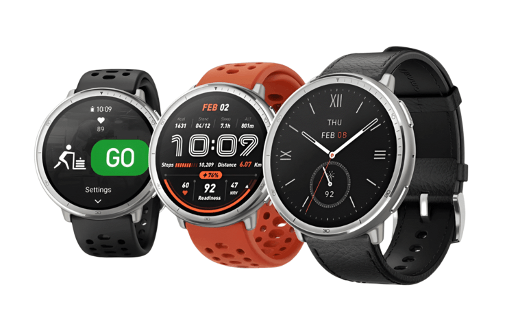 3 รุ่น สีดำ 2 เรือน และสีส้มเข้ม 1 เรือน แสดงตัวเรือนและสายทันสมัย