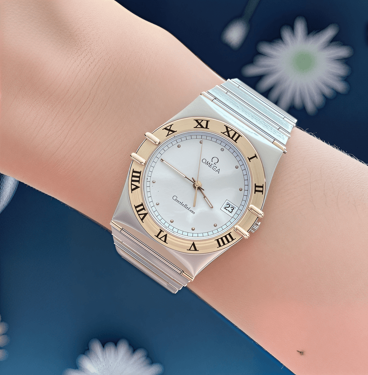 Constellation  18K. Qz 33 mm