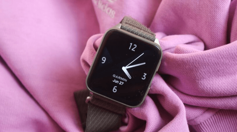 หน้าจอ Garmin Venu X1 ขนาดใหญ่ AMOLED สีสดใส อ่านง่ายแม้กลางแจ้ง เหมาะสำหรับติดตามสุขภาพและกิจกรรมประจำวัน