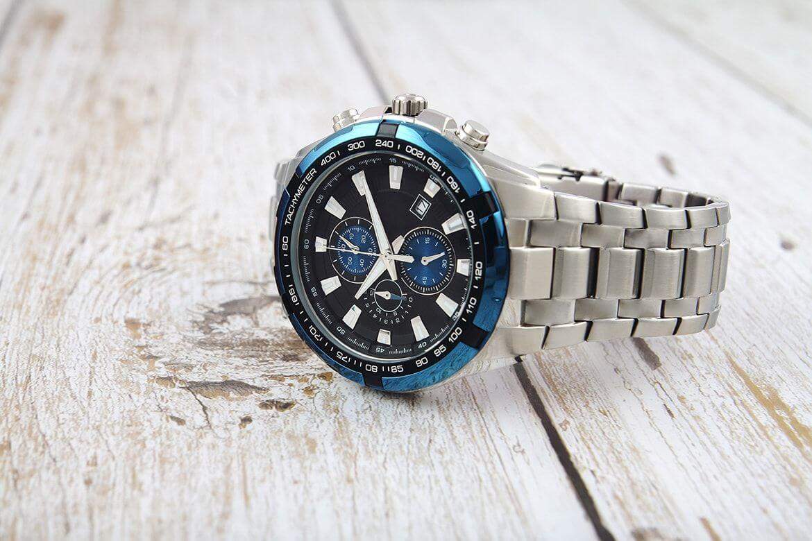 นาฬิกาพลังงานแสงอาทิตย์