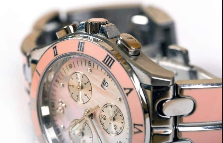 นาฬิกาหน้าปัดมุก