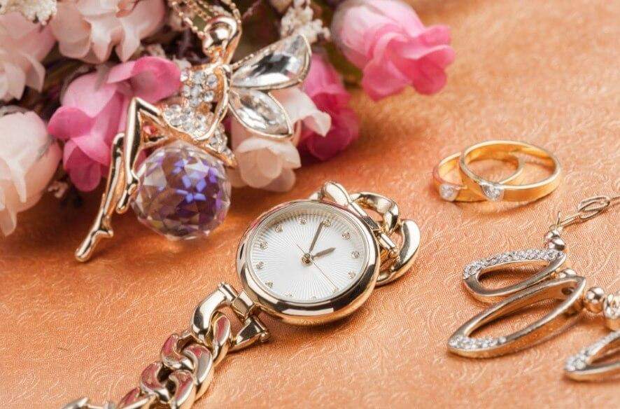 นาฬิกาสไตล์แกลมเมอร์