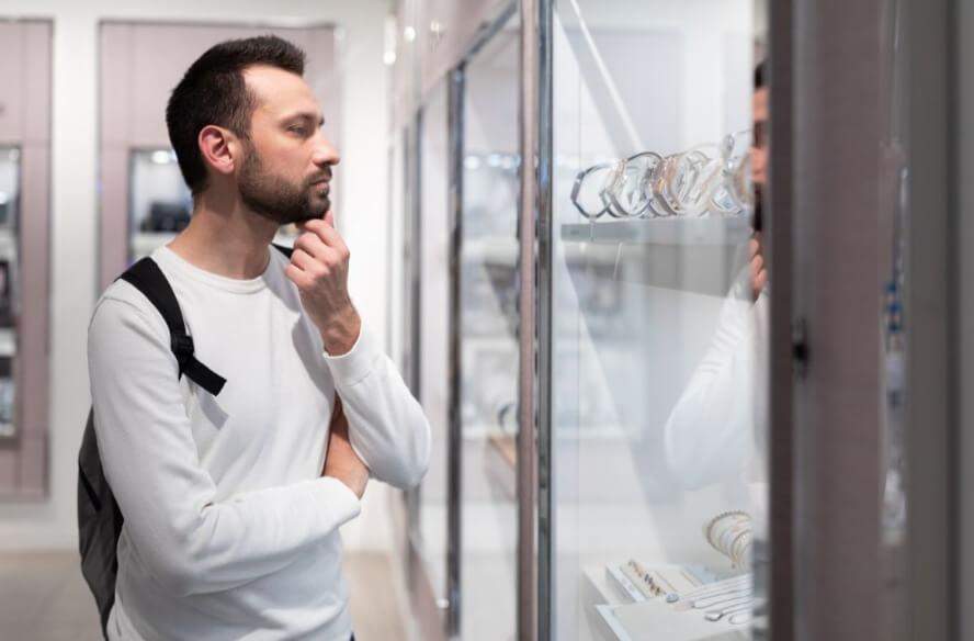 นาฬิกาเซรามิก: แฟชั่นชั่วคราวหรือคุณภาพที่คงอยู่ยาวนาน?