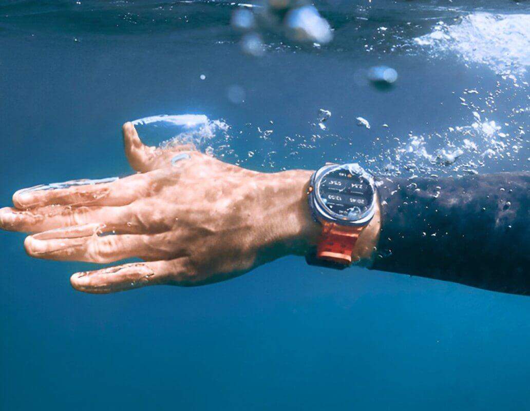 นาฬิกาว่ายน้ำ