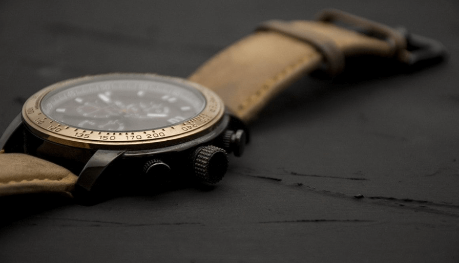 การเปลี่ยนเม็ดมะยมในนาฬิกา