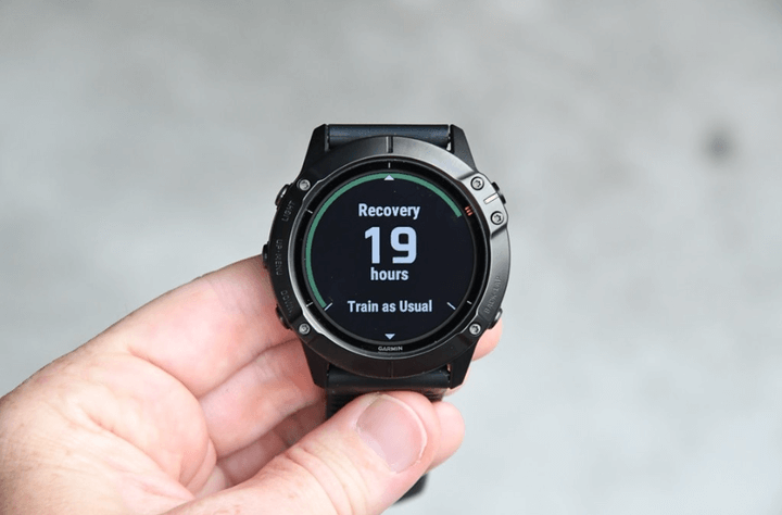 Fenix 6 แสดงเวลาฟื้นตัวหลังการฝึกซ้อมอย่างหนัก เพื่อเพิ่มประสิทธิภาพในการพัฒนา