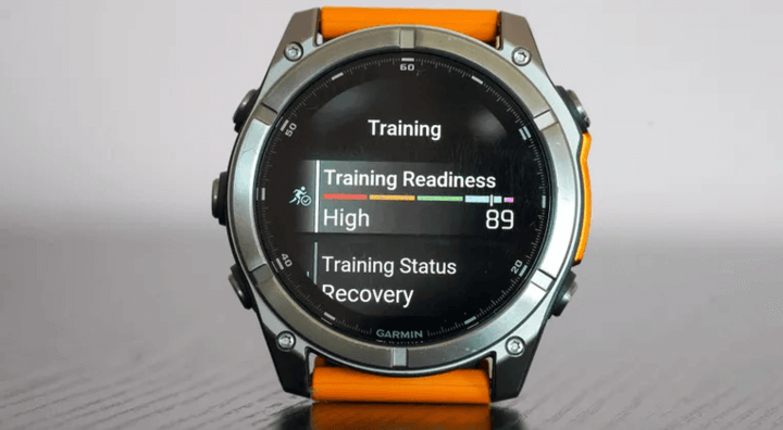ข้อมูลการฟื้นตัวหลังการฝึกซ้อมจาก Fenix 8 สมาร์ทวอทช์ แสดงผลการฟื้นตัวและการเตรียมพร้อมสำหรับการฝึกซ้อมครั้งถัดไป